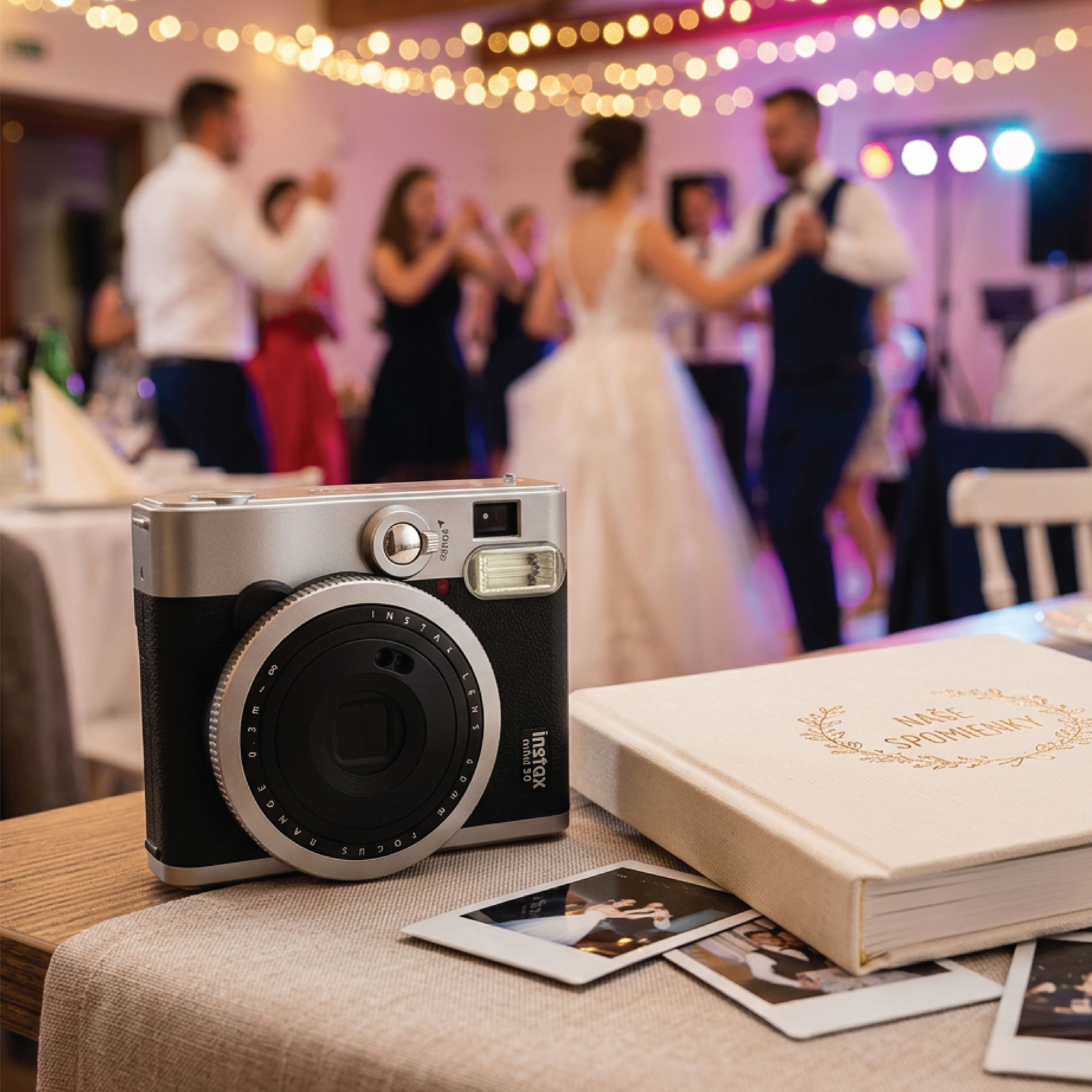 Instax fotoaparát